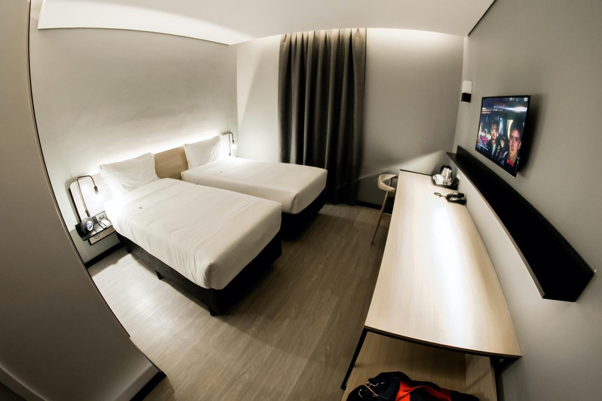 Naalt Hotel جوينفيل المظهر الخارجي الصورة